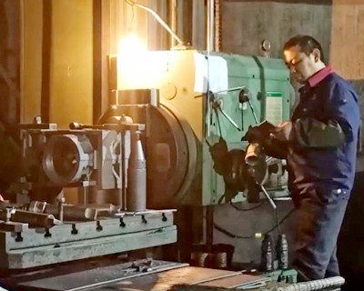 Turning and milling of reducer body
